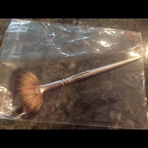 Sephora professional fan brush